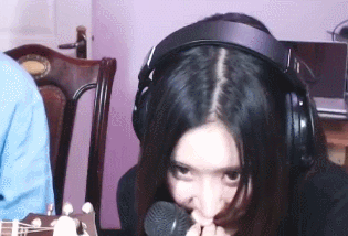 【陈一发儿】幸运水友做客杠姐直播间 - AcFu