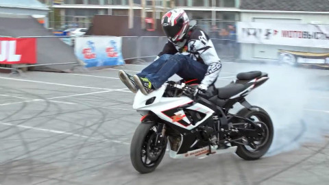 Instreet机车 机车疯狂特技炫酷来袭 - AcFun弹幕