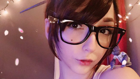 【守望先锋】大神第一视角11:Envy Cocco毛妹4金牌,9分钟解决战斗,路霸80%的命中率? - AcFun弹幕视频网 - 认真你就输啦 (ω)ノ- ( ゜- ゜)つロ