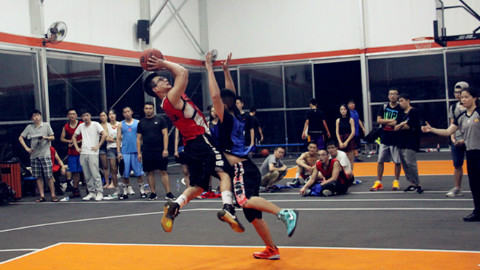 虎扑路人王单挑赛肌肉哥精彩集锦 - AcFun弹幕