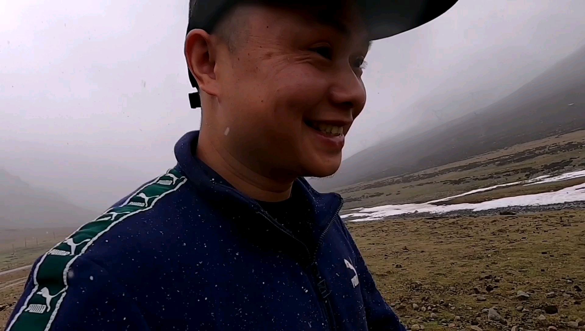亮亮在路上