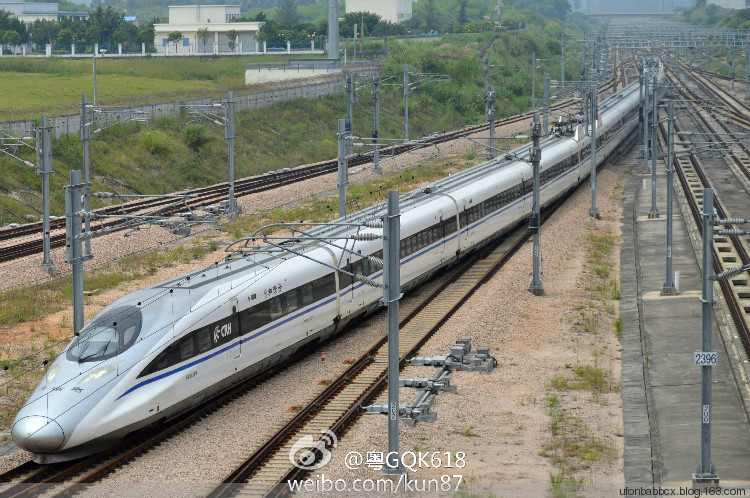 crh380a:短编组,6动2拖,最高运营速度380km/h,2010年10月正式