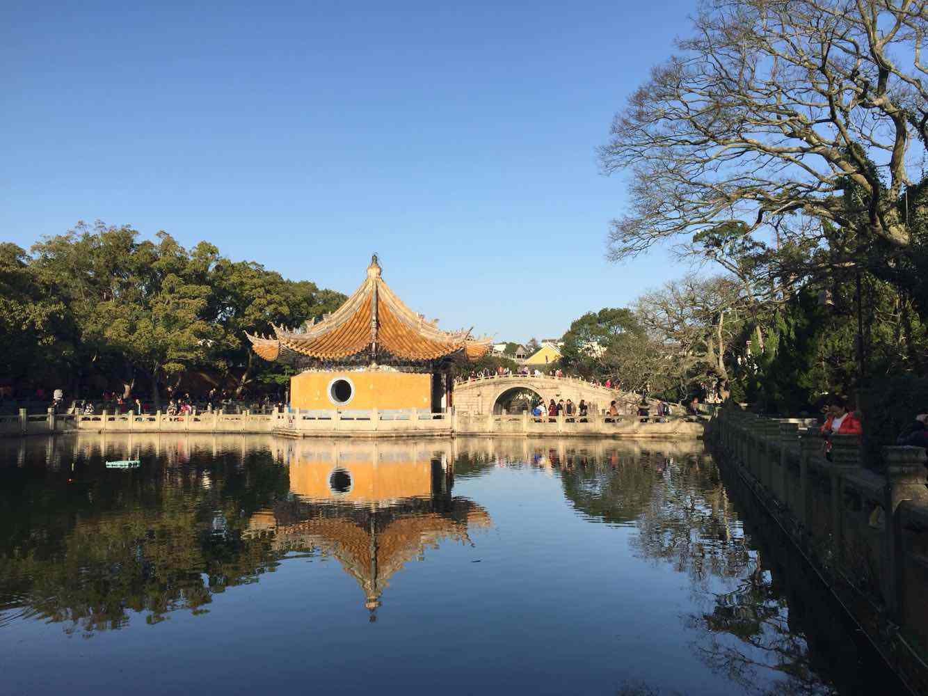 是四大名山之一,为 普济 普山这地方说大