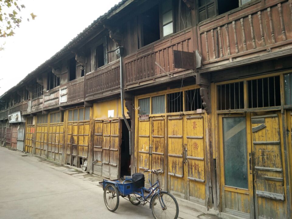 2017年7月,小越镇撤销并设立小越街道后,通过绍兴市级论证建立小越