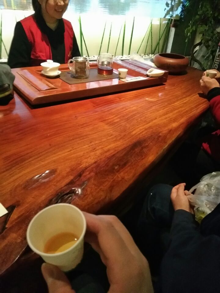 茶博里有喝茶的地方