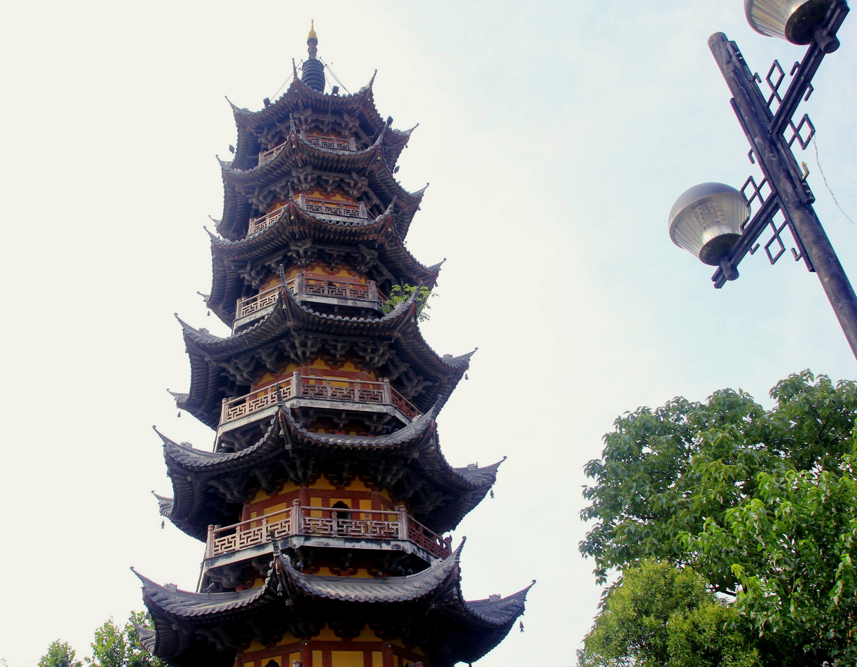 那些年走过的魔都龙华寺