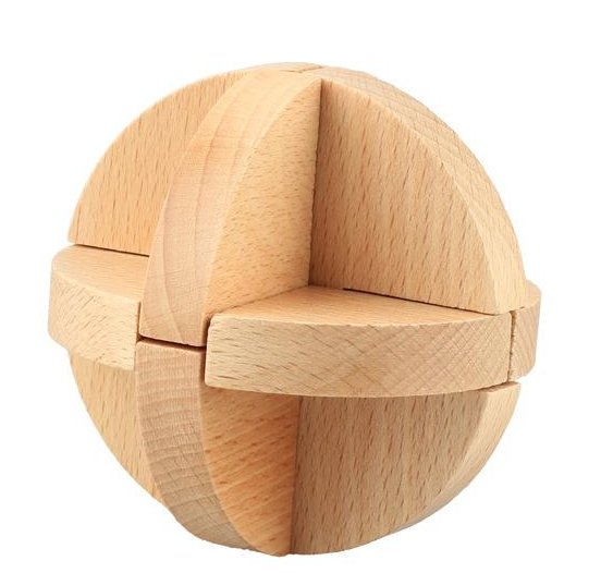 孔明锁就不是一个球,而是以不同长条拼成的正方体.