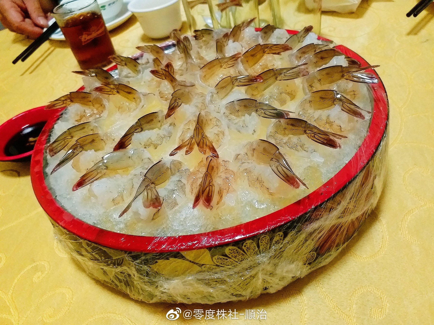 是日宵夜求其是但珠光路大排档冰镇生虾