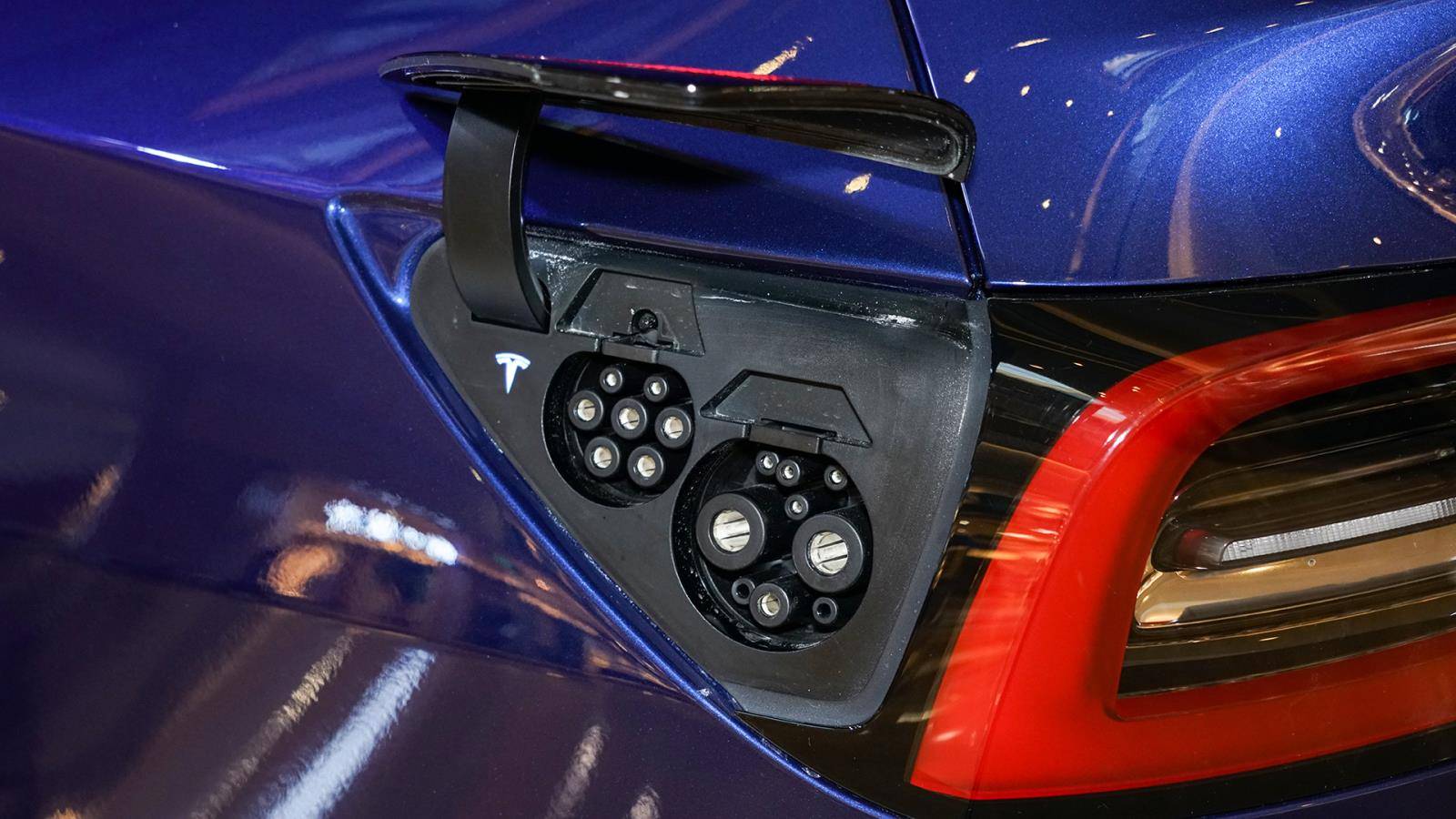 国产特斯拉modely售3399万起续航594km