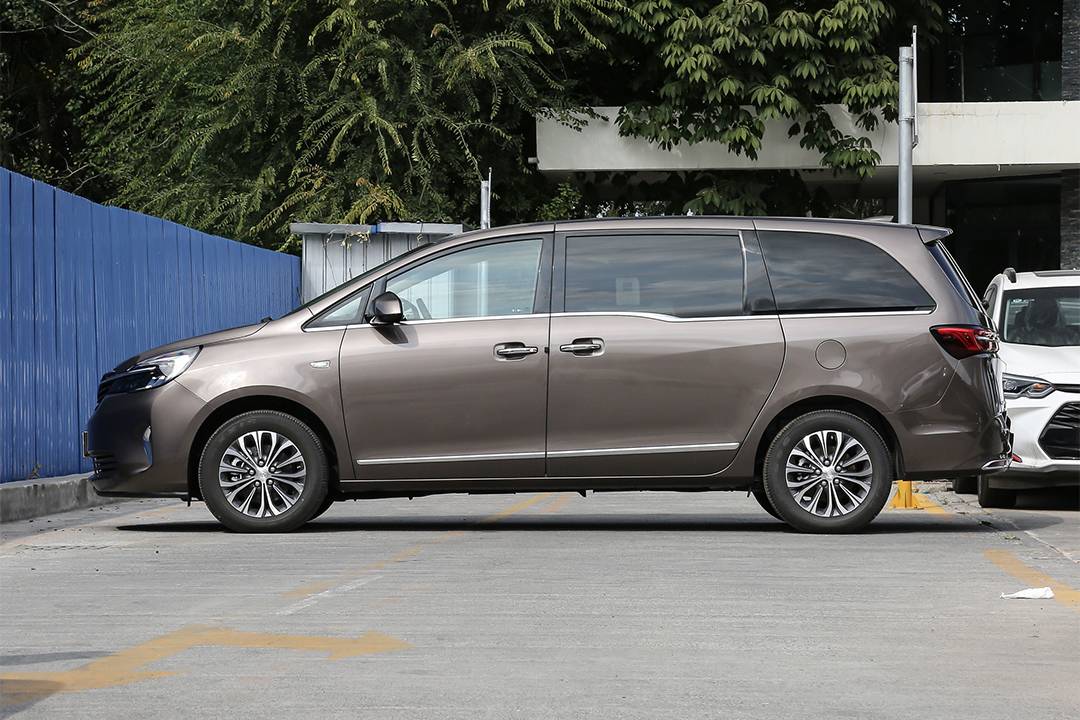 2021款上汽通用别克gl8上市7款车型售2329万起