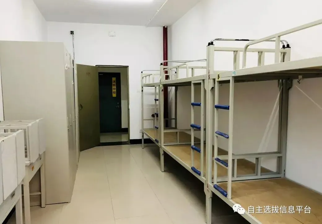 来看看你的大学宿舍什么样985211高校宿舍大盘点酸了