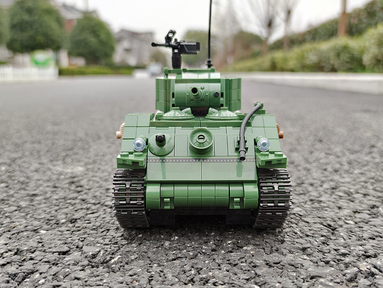 用积木搭建坦克中的明星全冠积木谢尔曼m1坦克评测