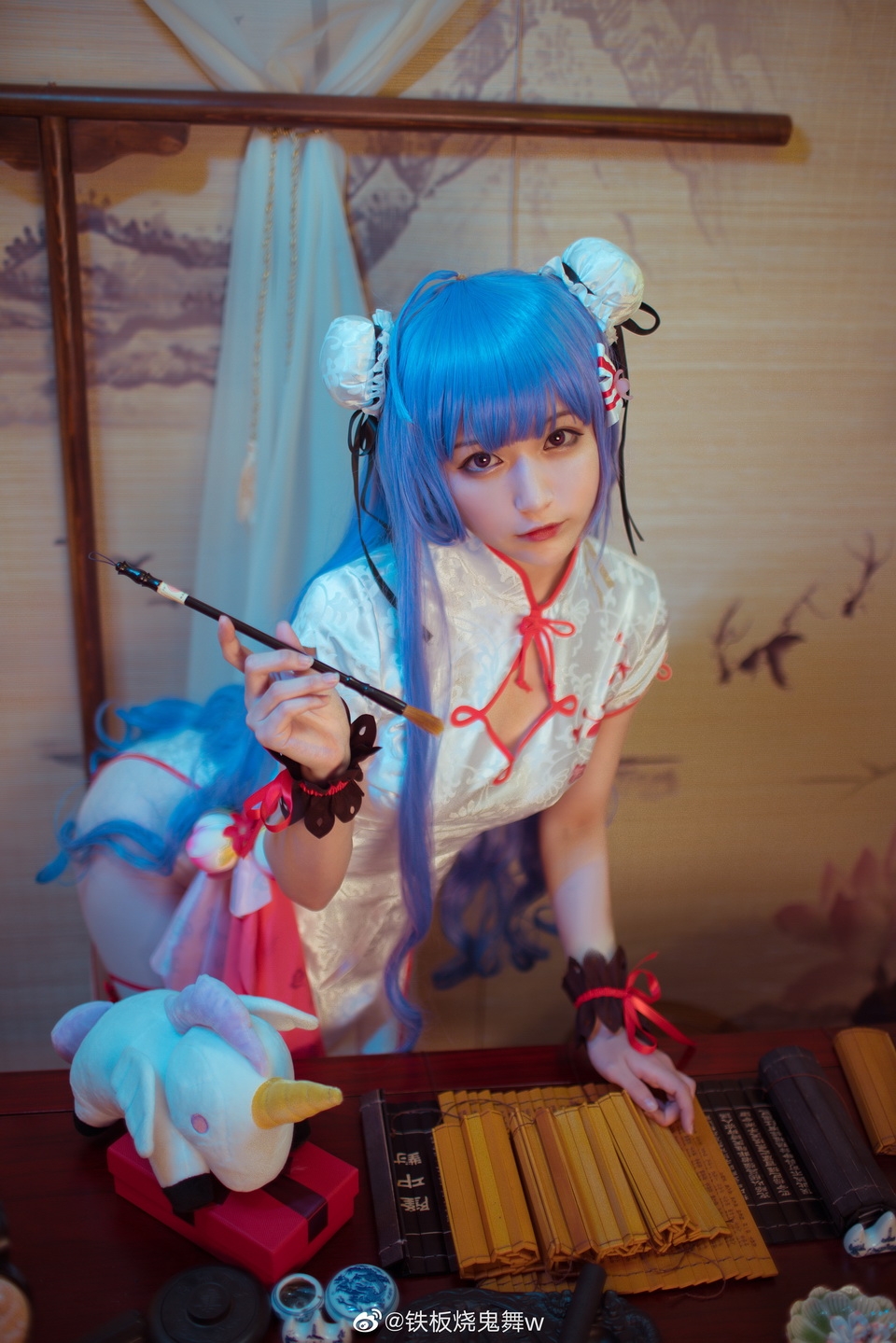 500多个g迟早是你的~更多精品cos领取→vx公众号:娜娜后花园点赞210