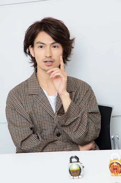 假面骑士铠武主演情报松田凌收藏周边吉田贵哉回顾拍摄场景