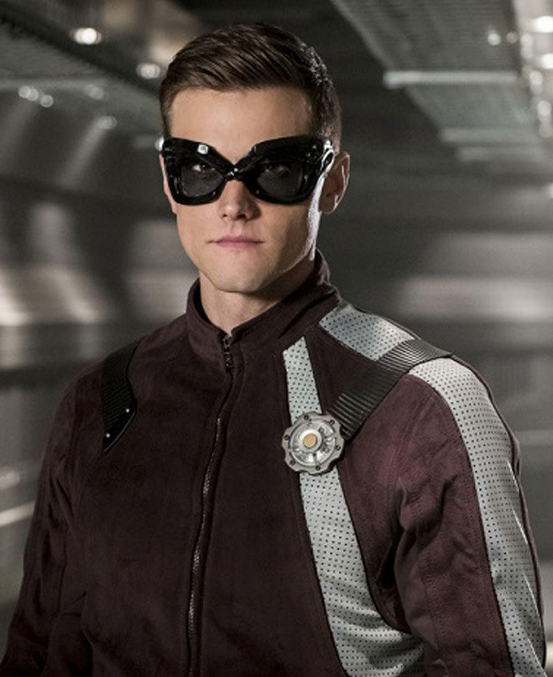 《闪电侠》中出演伸缩人拉尔夫·迪布尼一角,在《闪电侠》第五季,第六