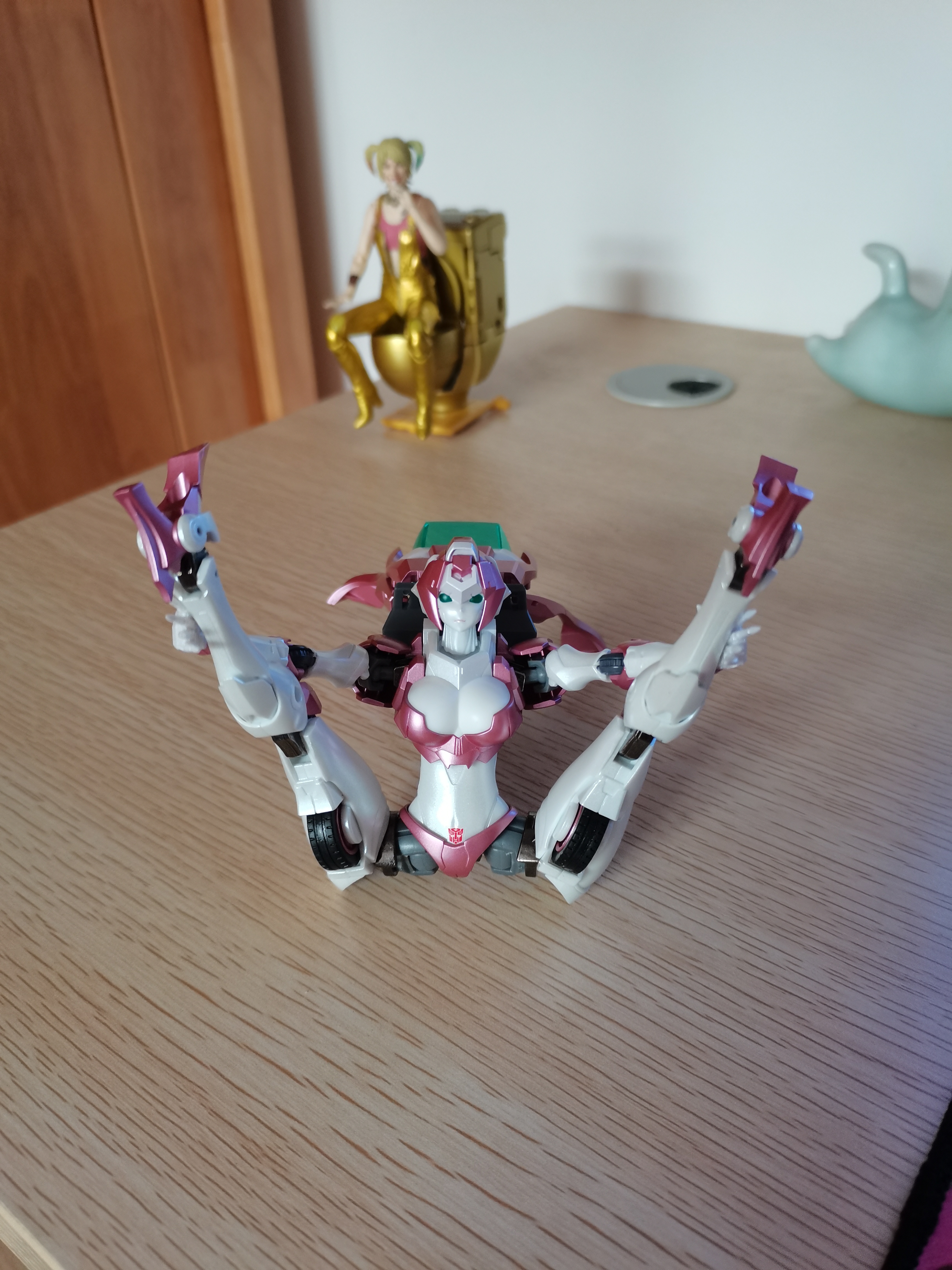 变形金刚玩具之大火鸟奶昔