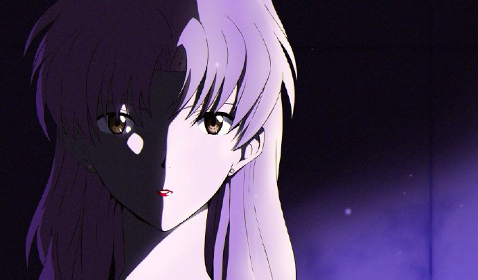 【eva】"看到绫波丽的口红后,大家也纷纷学涂口红