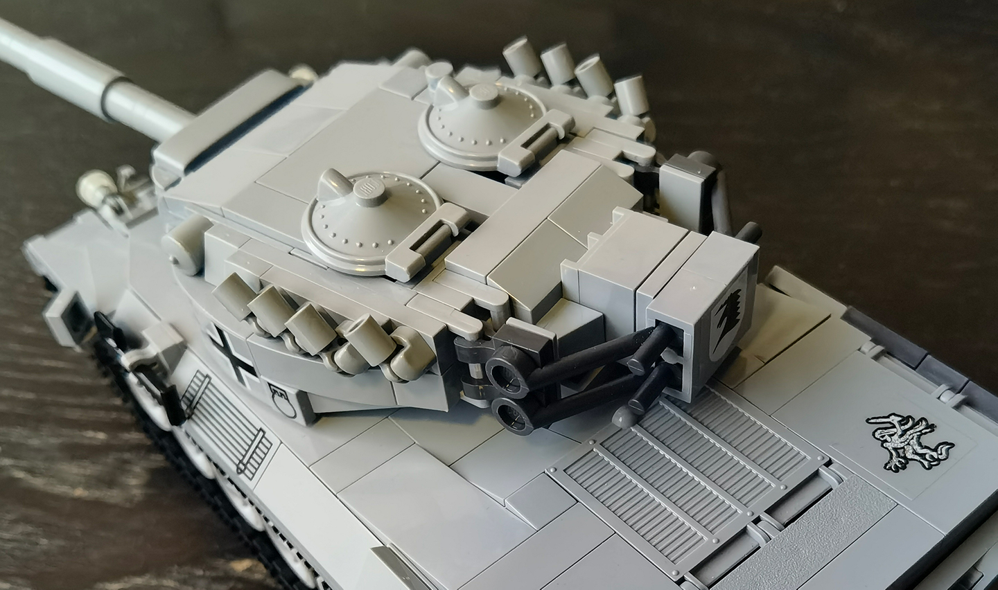 积木与游戏的联动cobi积木坦克世界联名款豹1评测