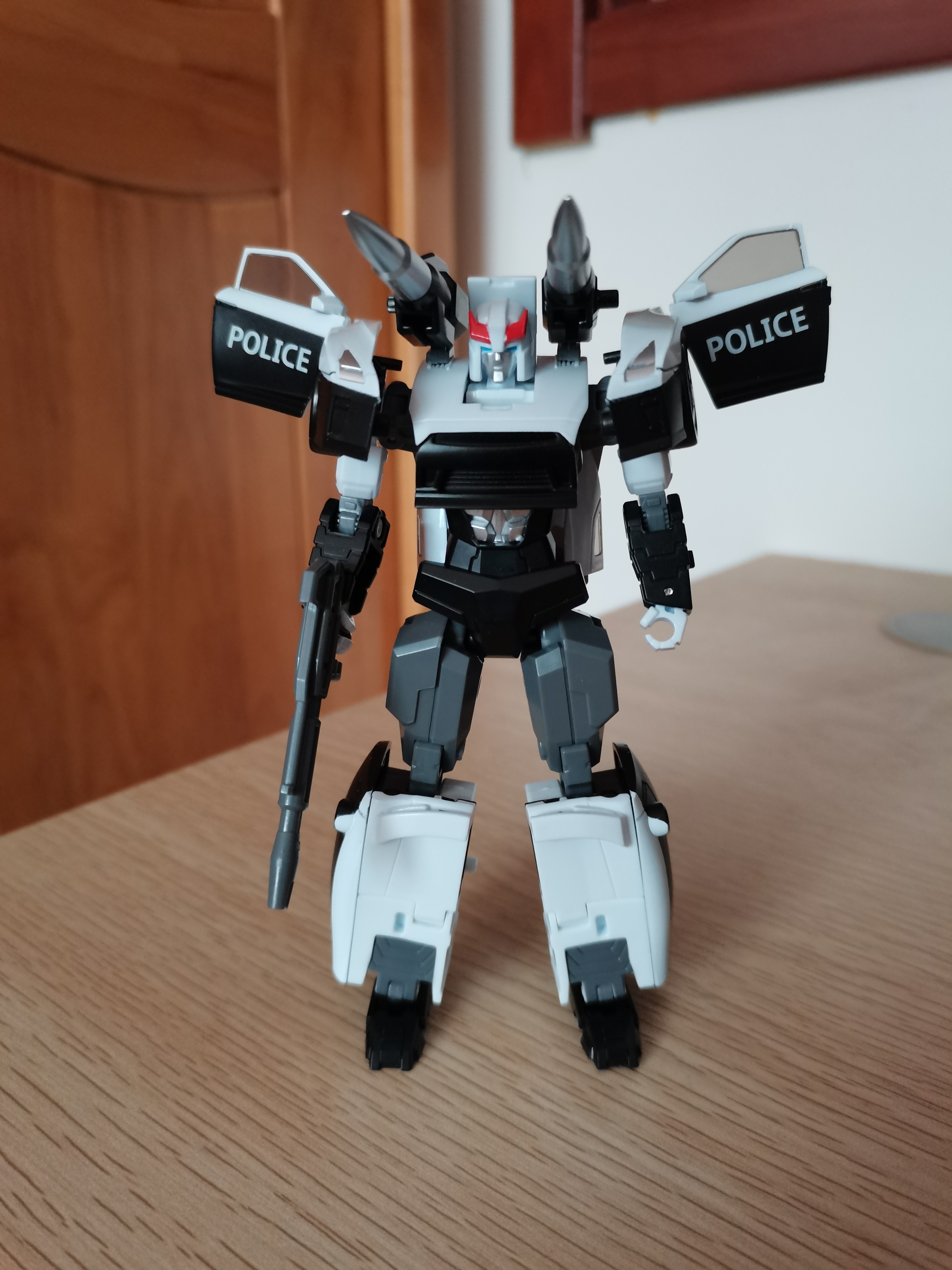 变形金刚玩具之大班警车烟幕