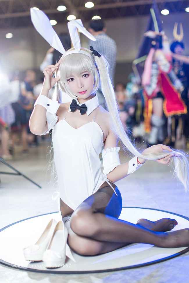 cos穹妹兔女郎妹妹在我手上兄弟们借一步说话