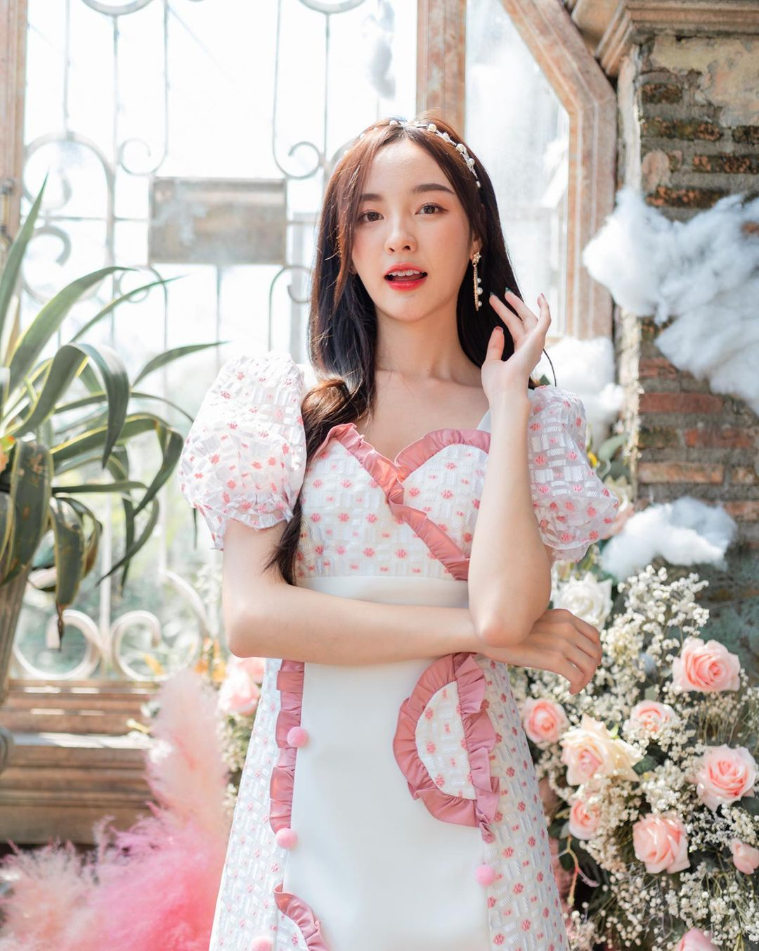 泰国妹kornkanok女友感爆棚甜而不腻爽朗笑容更是疗愈感十足