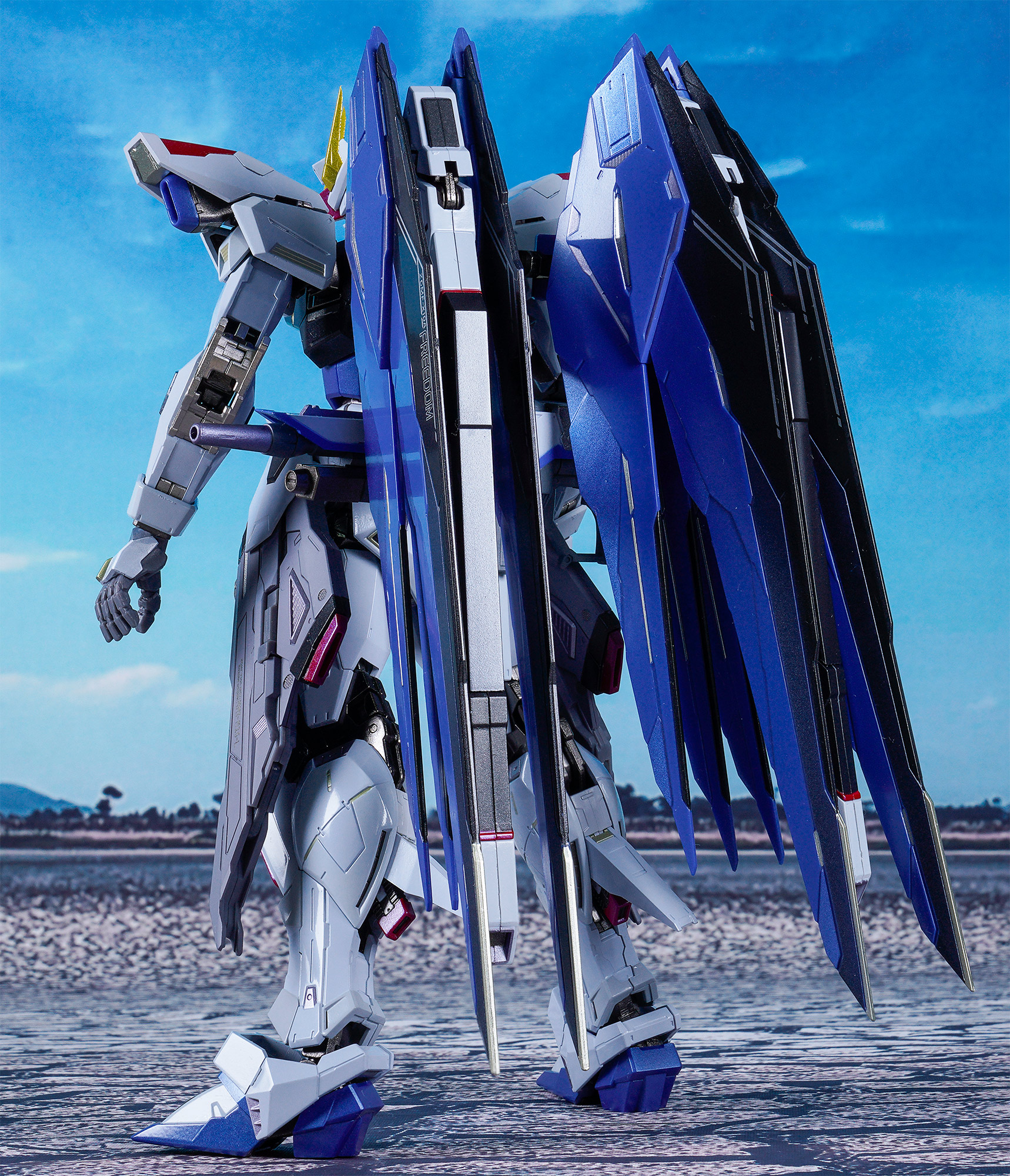 metal build 自由高达 20 