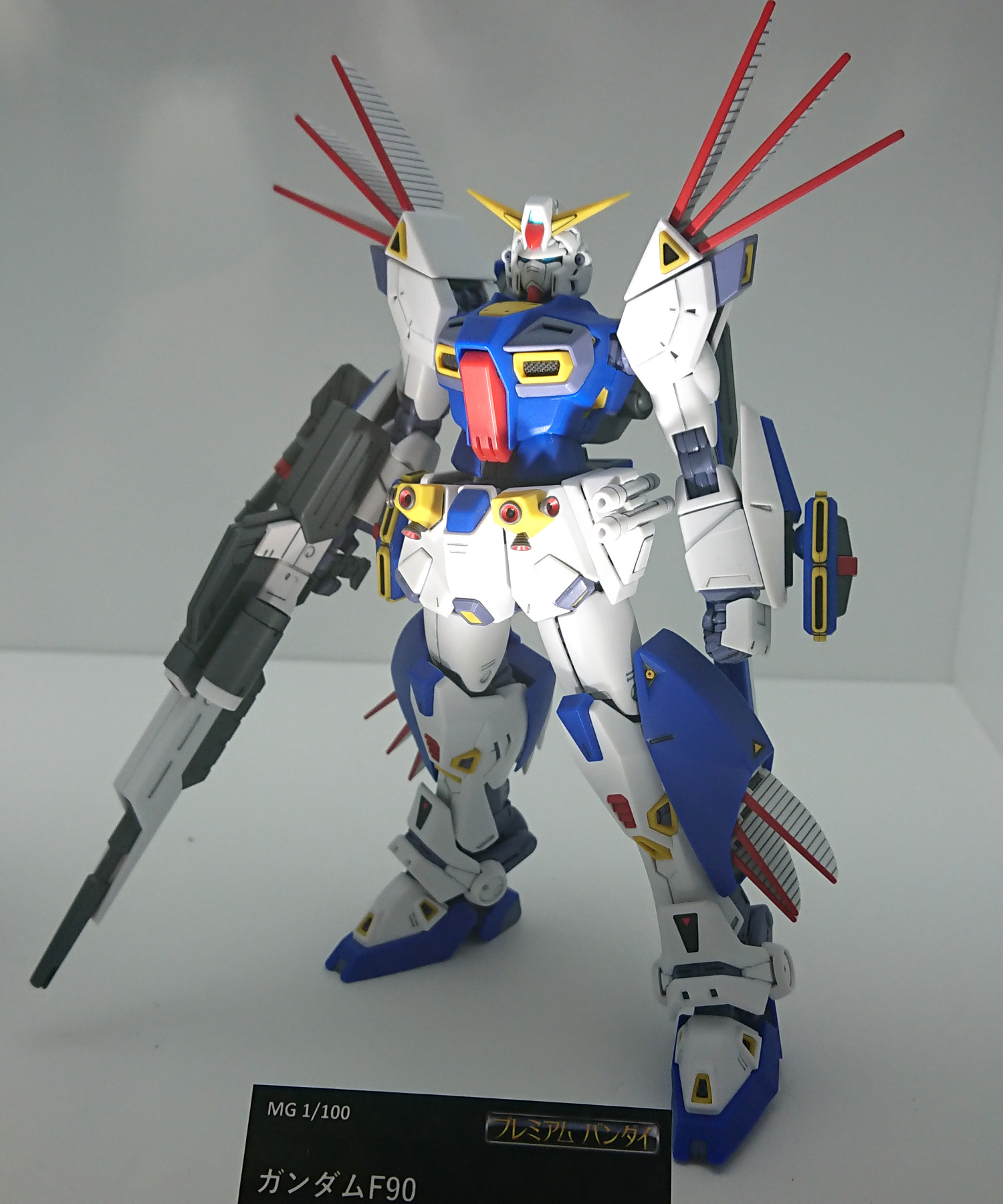 细数你的装备吧高达f90