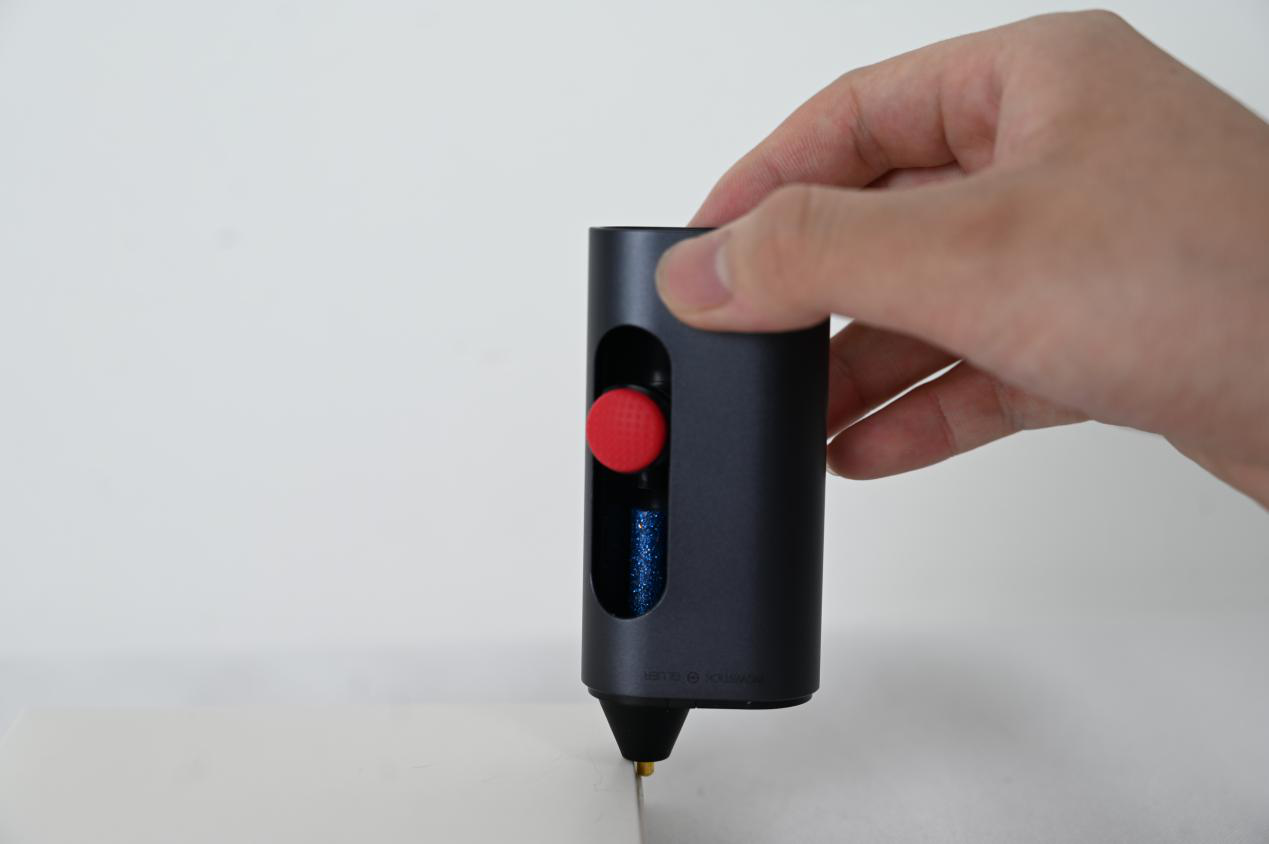 Wowstick锂电迷你热熔胶笔满足了我小时候的愿望