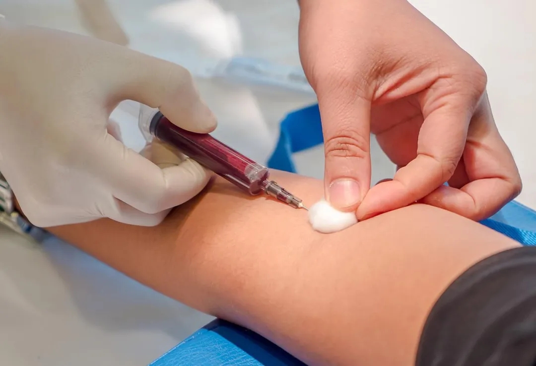 空腹抽血到底需要"空"多久?国家卫健委给出一套标准答案