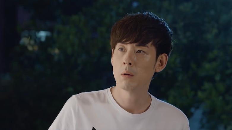 淘气爷孙: 王东半夜听见女人哭声, 没想到是貌美女邻居, 被吓坏