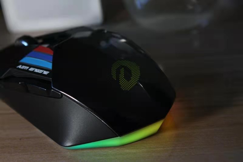 高性价比达尔优A970—黑武士KBI游戏鼠标