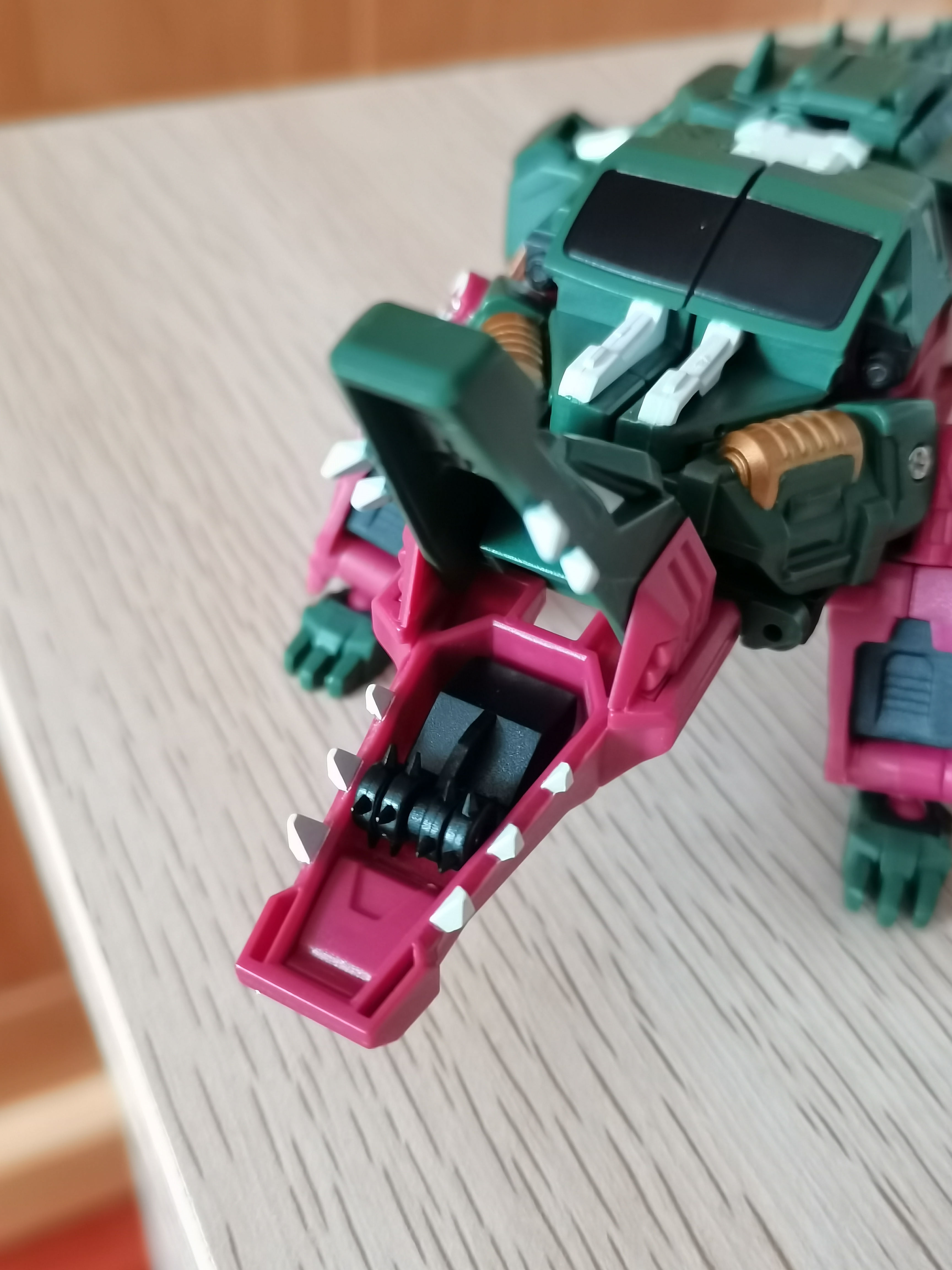 变形金刚玩具之fpj鳄龙 - acfun弹幕视频网 - 认真你就输啦 (?ω?)ノ-