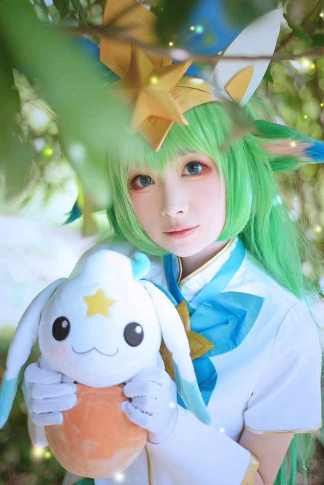 cos英雄联盟仙灵女巫璐璐