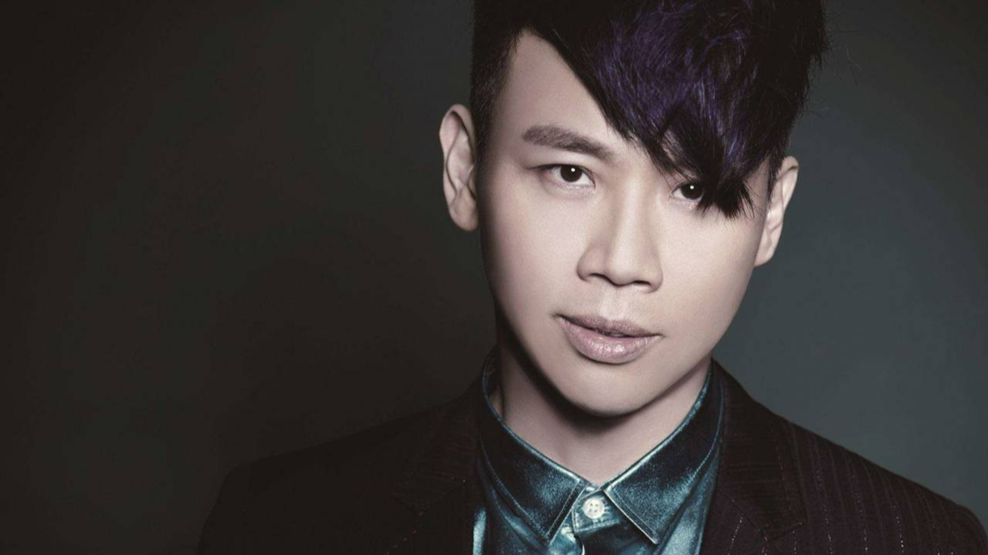 曝陶喆第三次婚内出轨?撇下10月大儿子,深夜与3位美女k歌