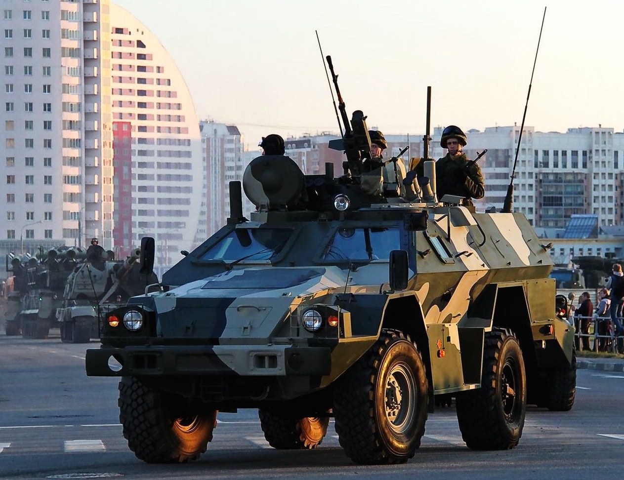俄罗斯bpm97射手kamaz4326944轮式轻型装甲输送车