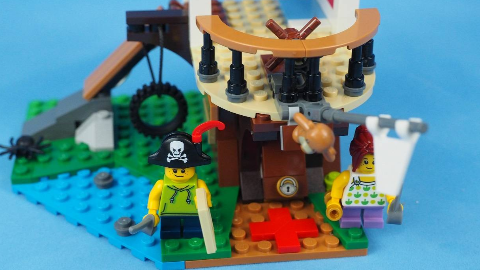 乐高搭建:乐高创意百变31078树屋宝藏,第一种模型树屋