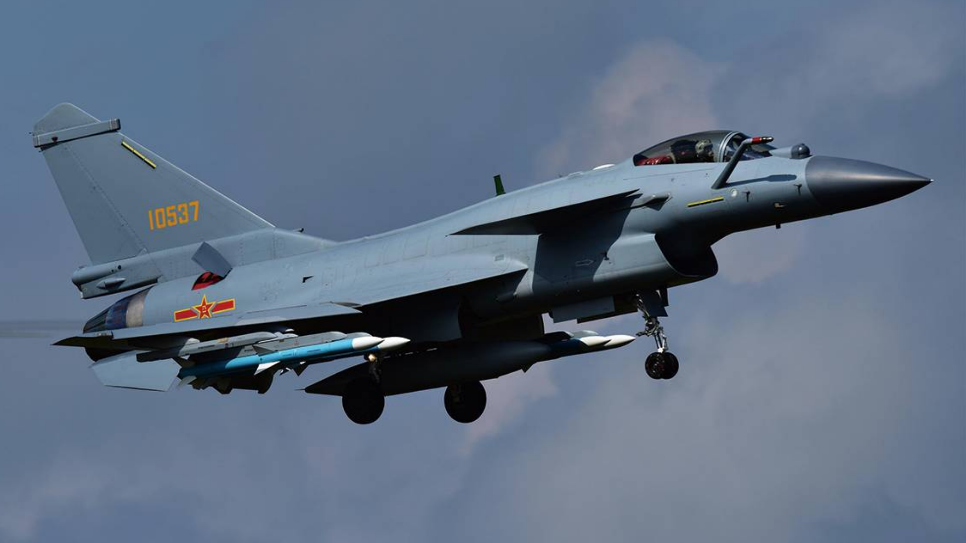 为什么伊朗始终没有引进歼10战机?眼高手低,内心压根看不上