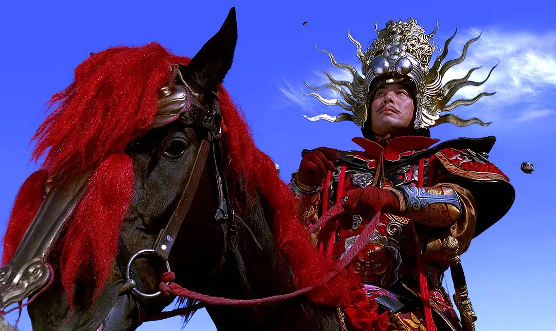 正子公也原来和陈凯歌沟通过后,做出来的一些美术设计更夸张,比如刘烨