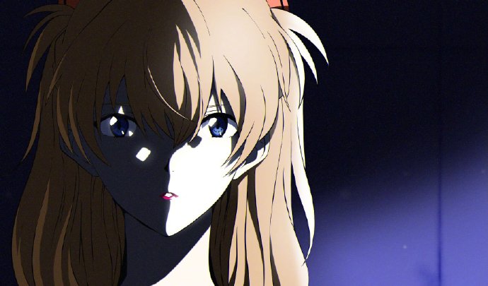 【eva】"看到绫波丽的口红后,大家也纷纷学涂口红