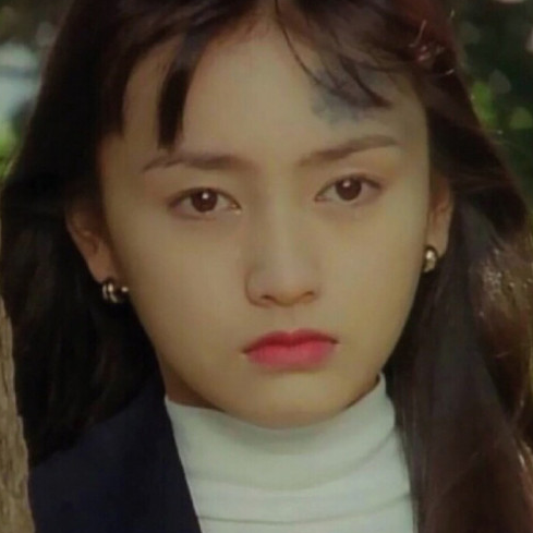 全日本国民美少女大赛 历届冠军情况    代表人物佐藤蓝子,米仓凉子