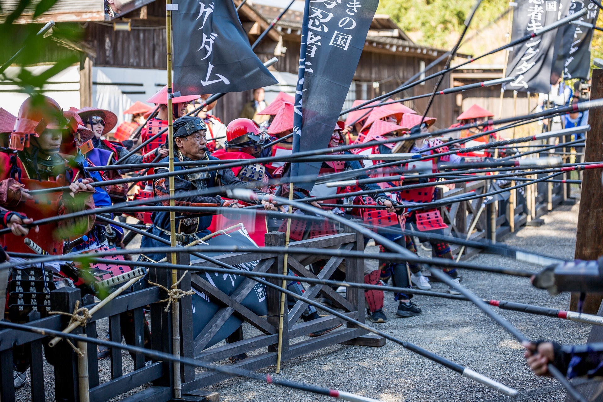 【日本】武士甲胄合战活动&著甲埋身摔跤用短刀有原因 - acfun弹幕