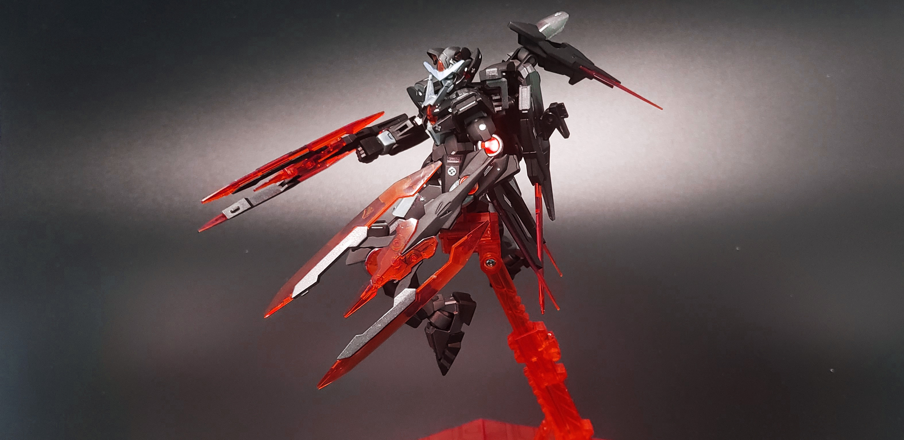 钢普拉高达00q量子型贝斯特西亚猫耳量子00q改色