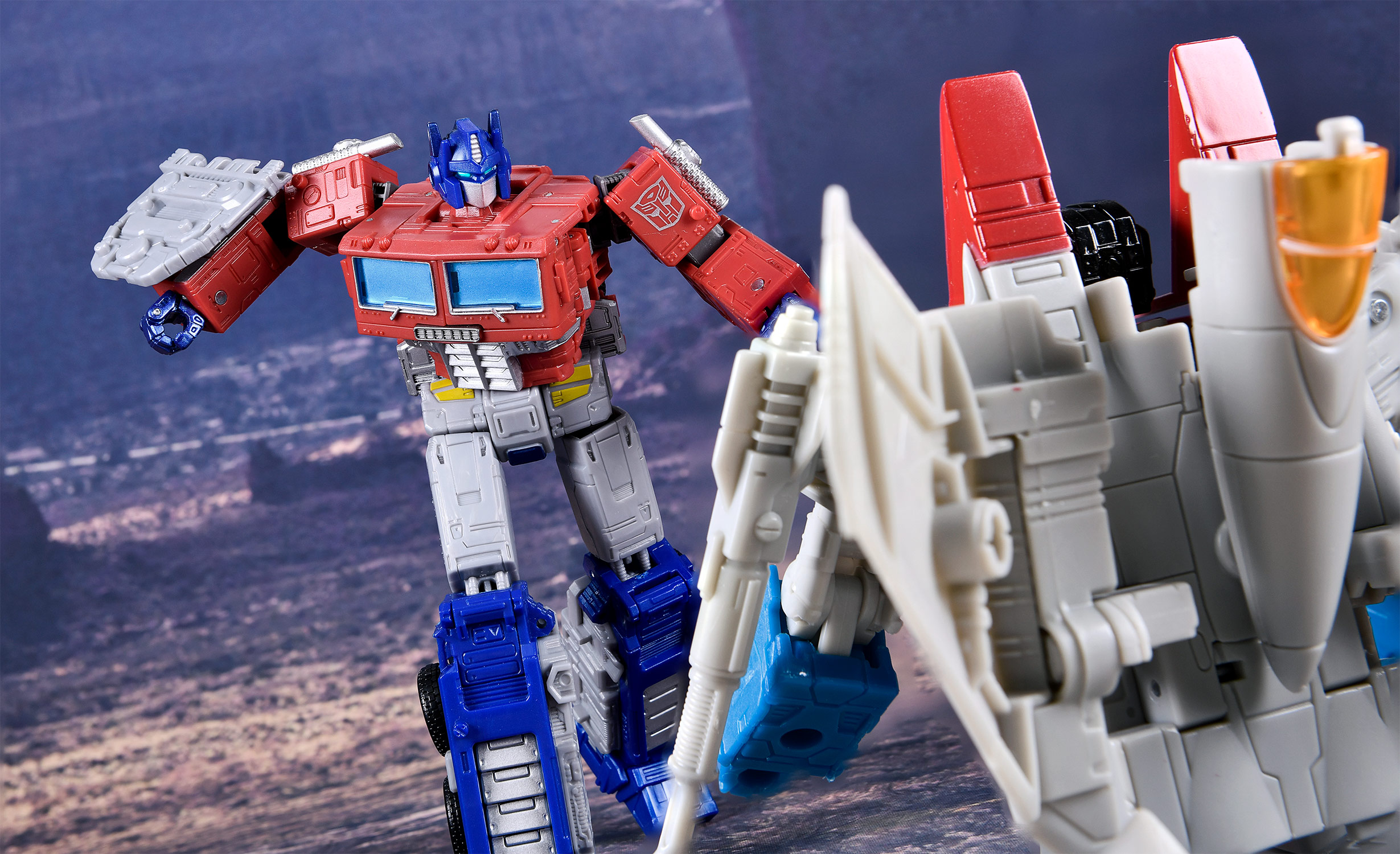 变形金刚 地球崛起 红蜘蛛 吊车 擎天柱