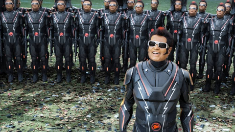 《宝莱坞机器人2.0》七弟特辑 七旬老人造型百变诠释另类超级英雄