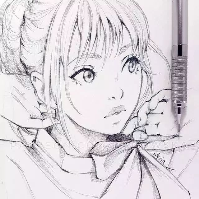 来自大神笔下的手绘练习具有美感的细腻作品