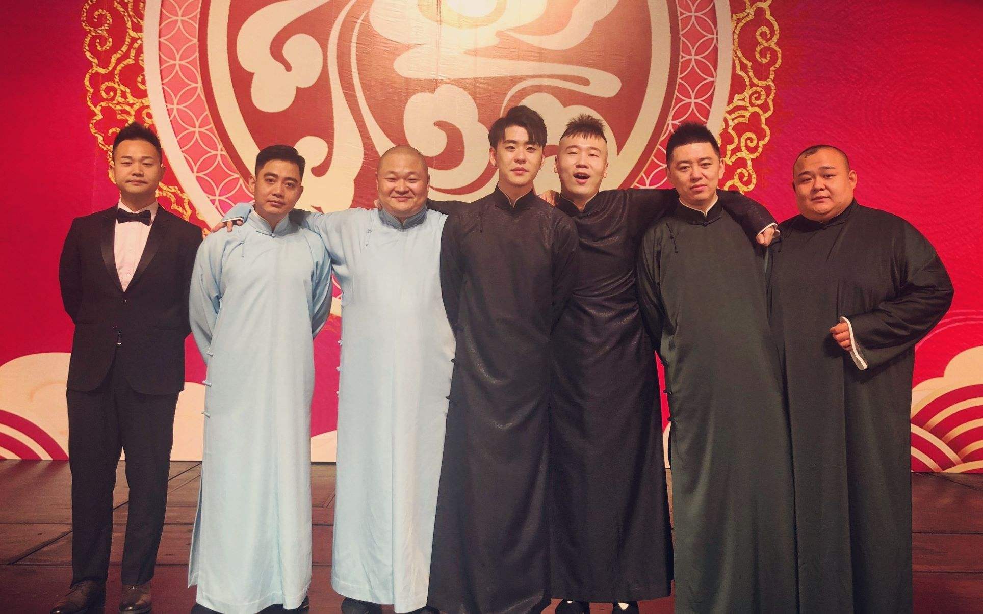 德云社张云雷有不好的评论时,他大哥冯照洋总会发文澄清?