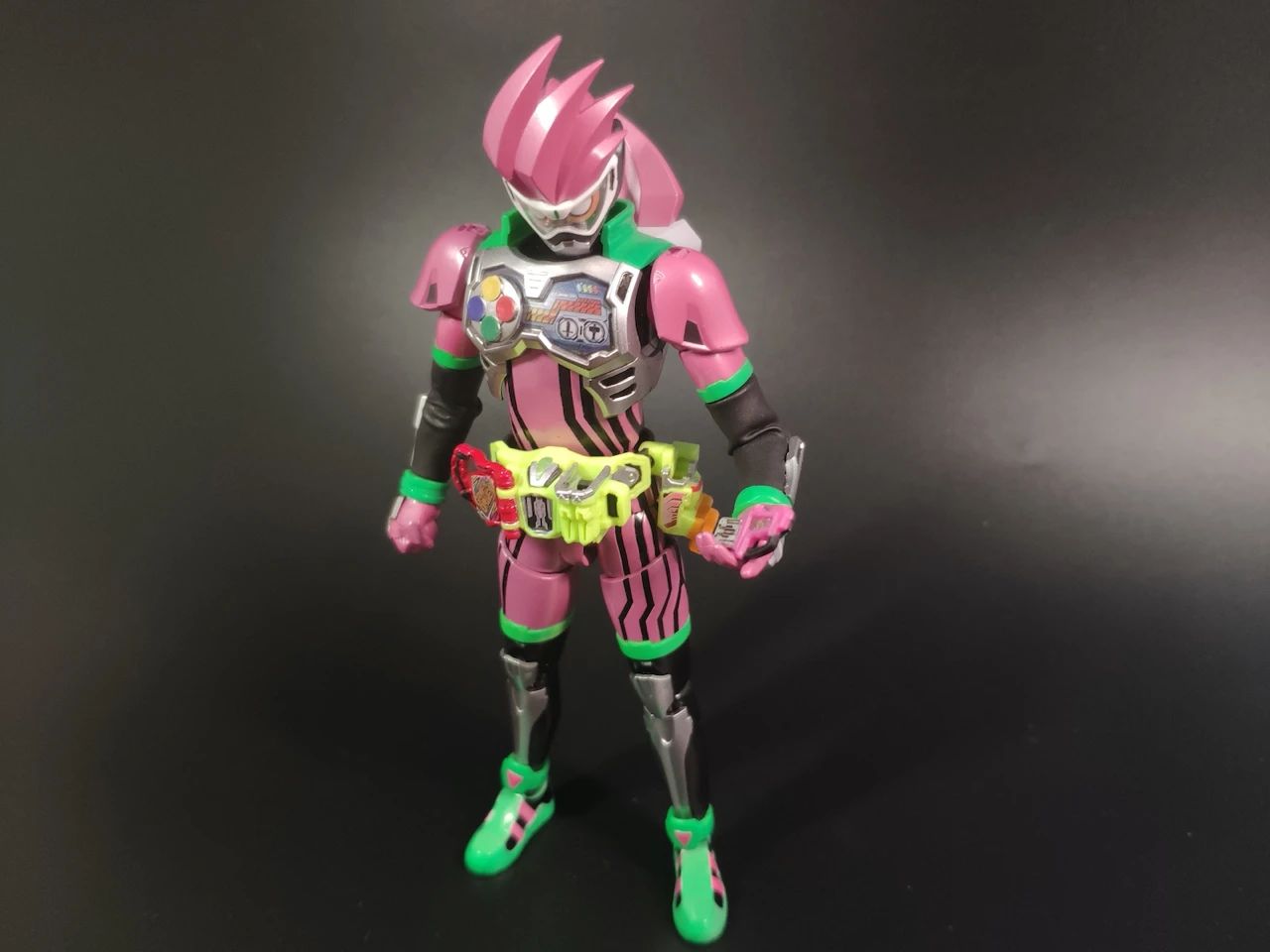 假面骑士exaidsd高达头