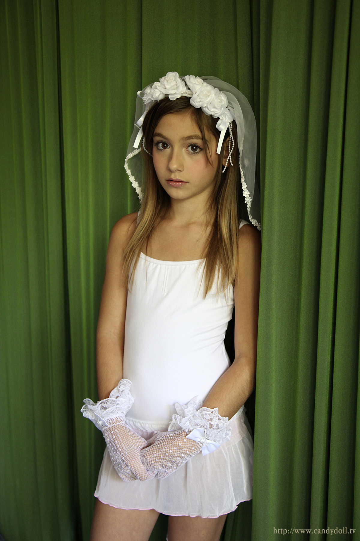 组图今日份的楚楚动人萝莉之laurab篇