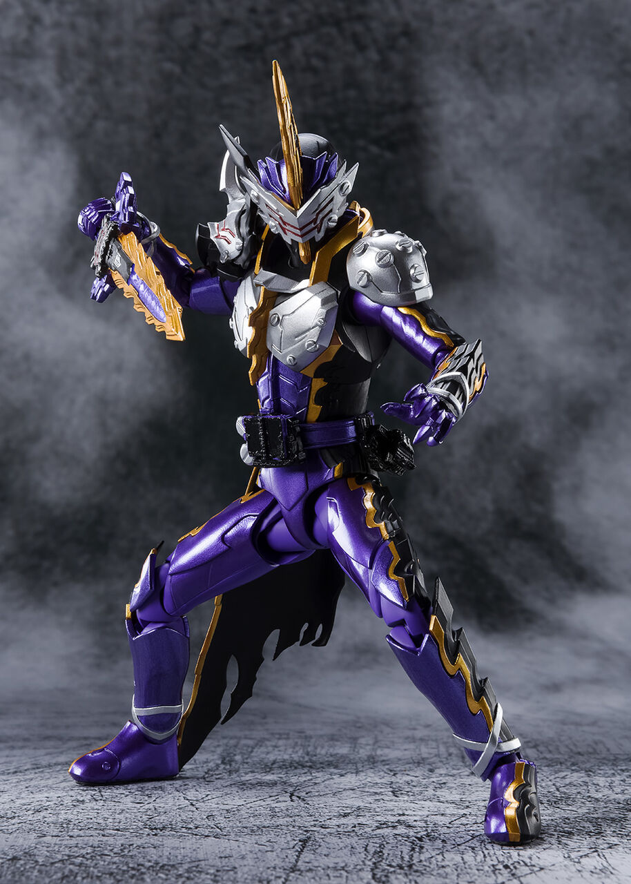 假面骑士sabershf假面骑士王剑jaakudragon邪恶飞龙形态