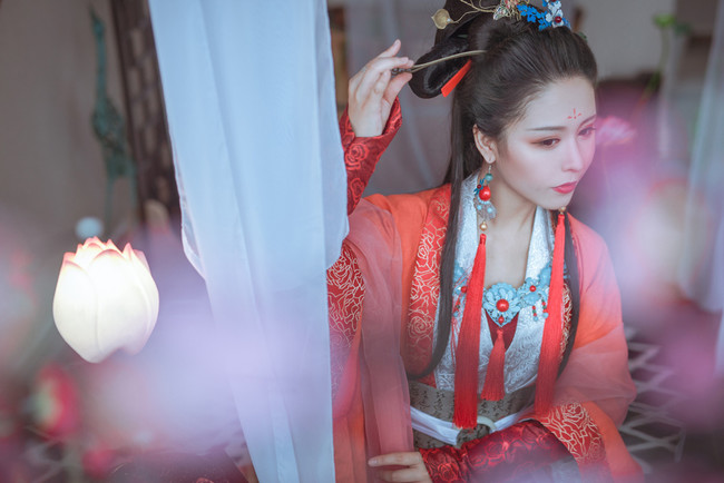 cos电视剧凤囚凰刘楚玉